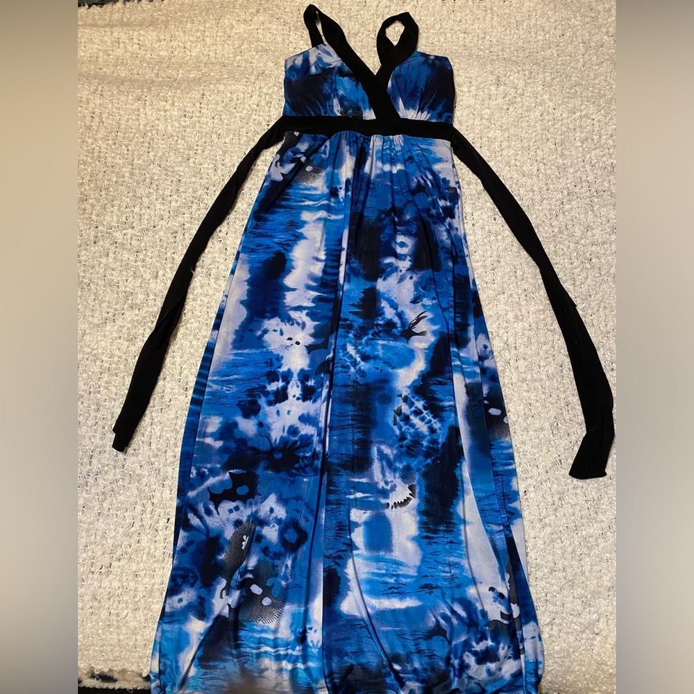 Blue and Black Sleeveless Maxi Dress